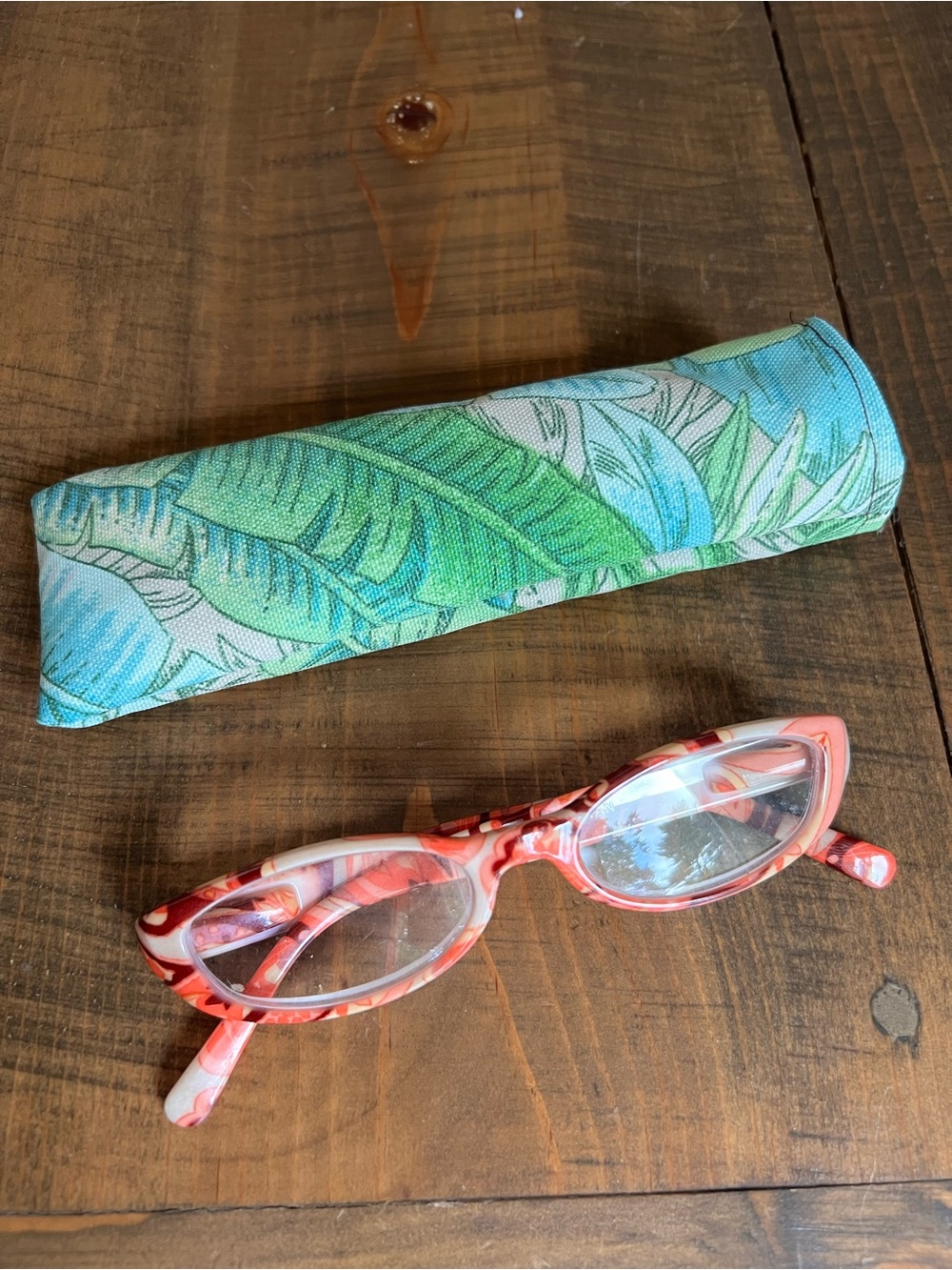 Orange Marbled Oval +2.5 Reading Glasses Vintage with waterproof cloth case